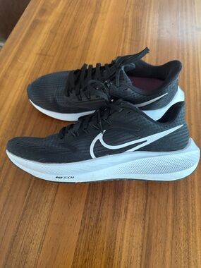 EUC Nike Air Zoom Pegasus 39 womens sz 8
